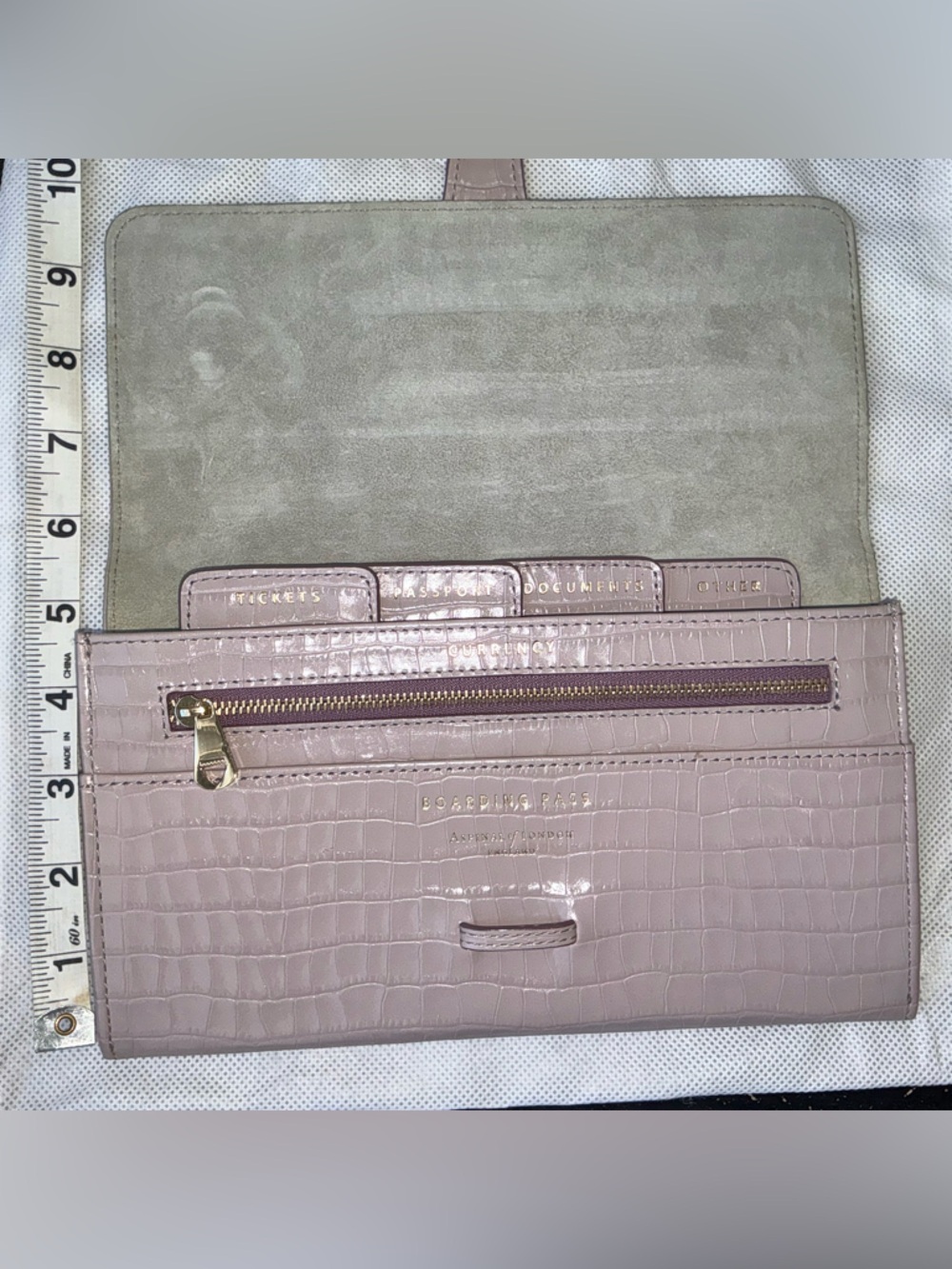 NWOT Aspinal Croc-Embossed Travel Wallet - Picture 9 of 11